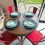 Maison Avec Jardin Appartement Vendat