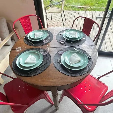 Maison Avec Jardin 아파트 Vendat